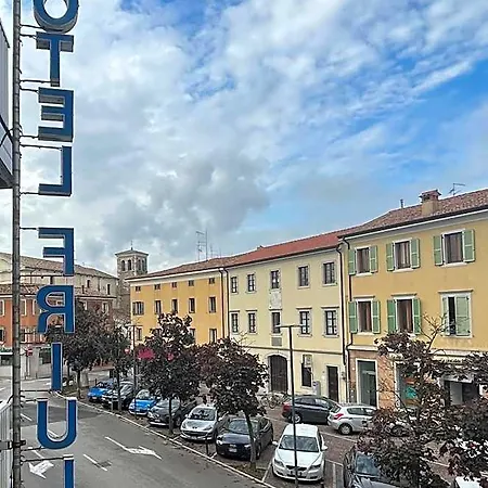 Otel Friuli 2*